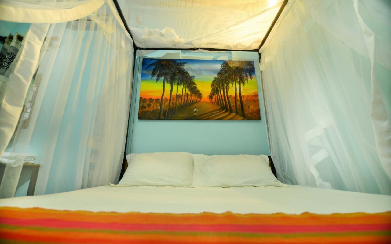 Palm Leaf Surf Cafe Hotel Galle Ngoại thất bức ảnh