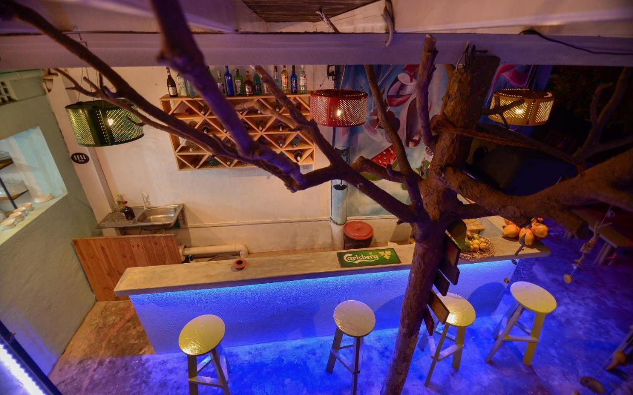 Palm Leaf Surf Cafe Hotel Galle Ngoại thất bức ảnh